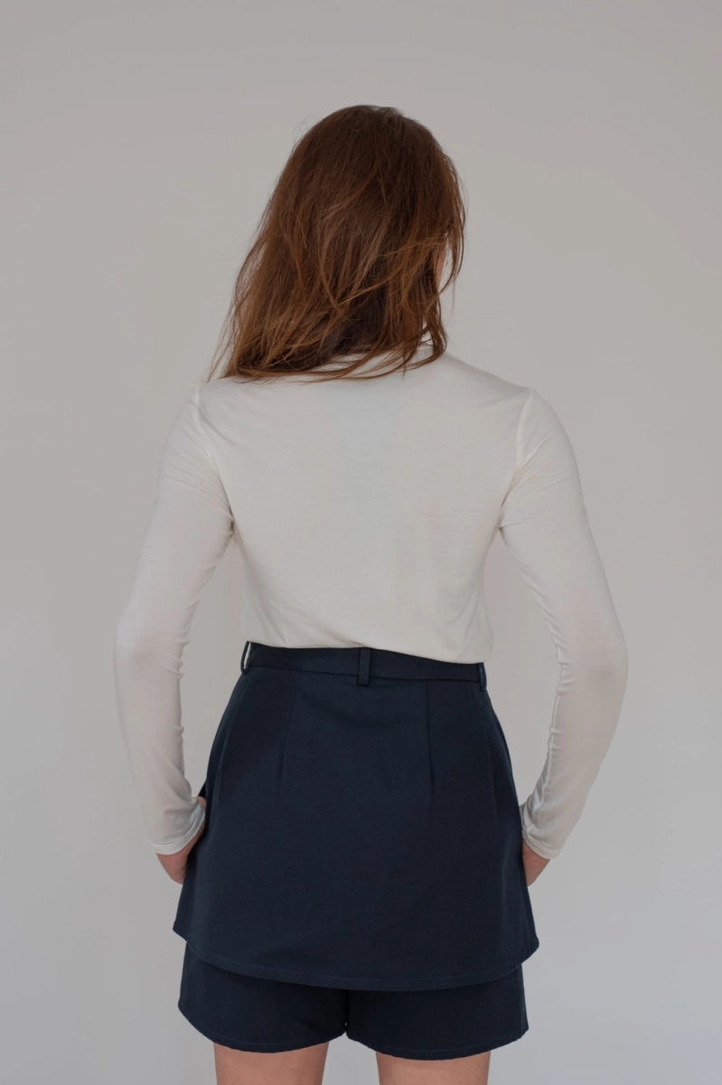 BASIC LONG white round neck