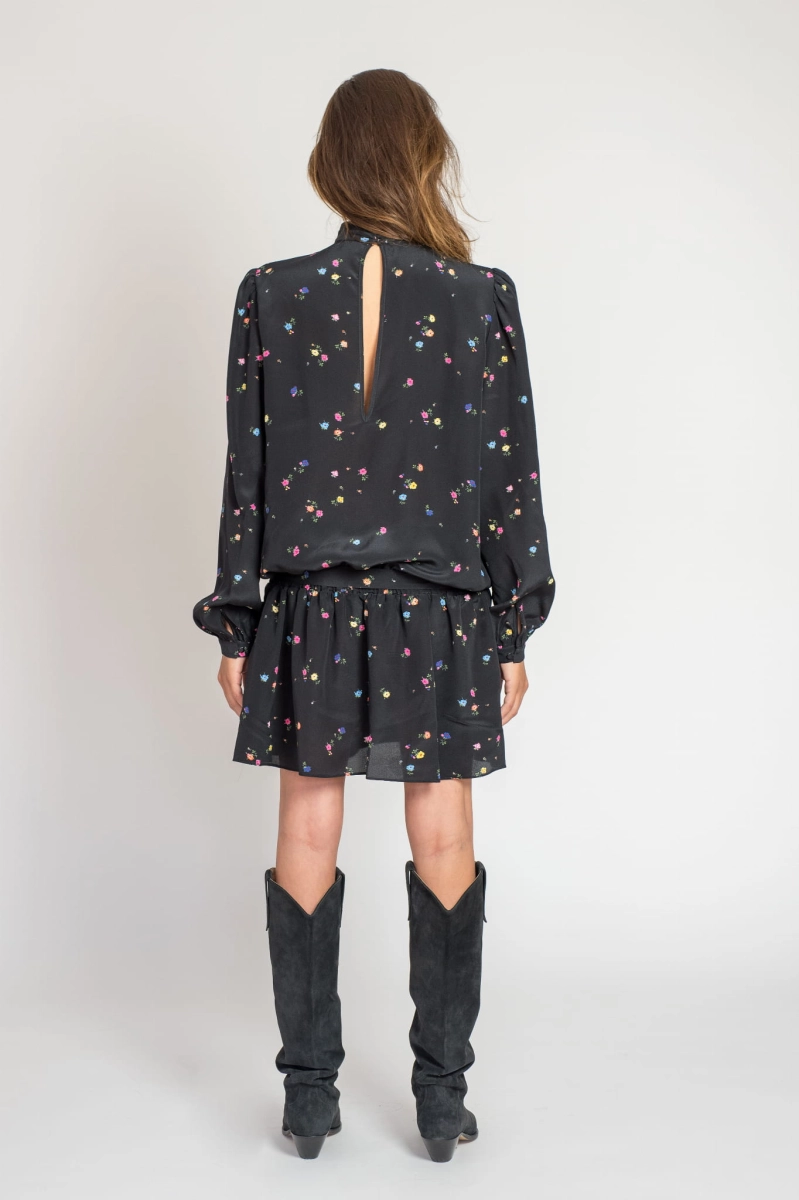 CARRIE black flowers sukienka jedwabna w kwiatowy print